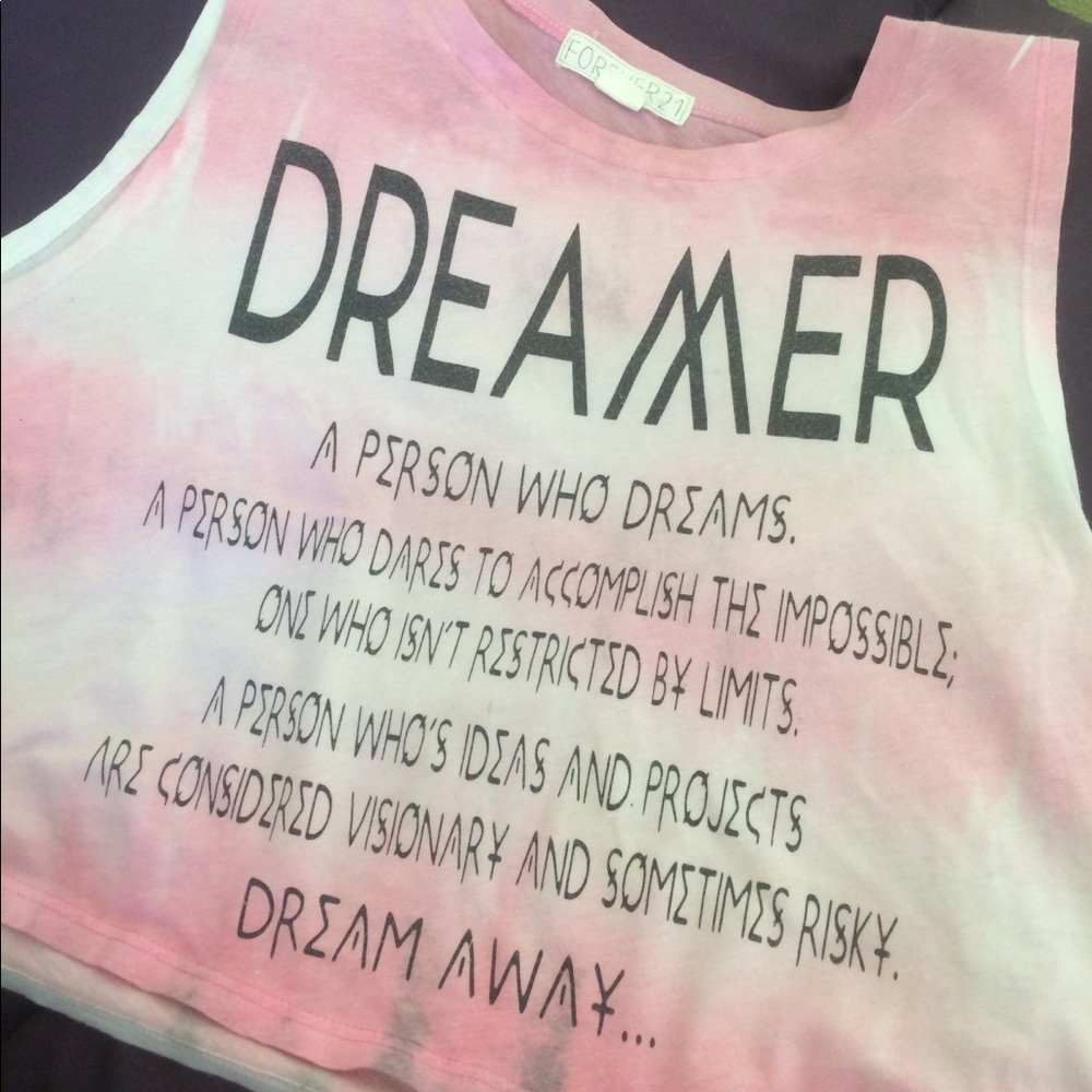 "DREAMER" Crop Top 🐚